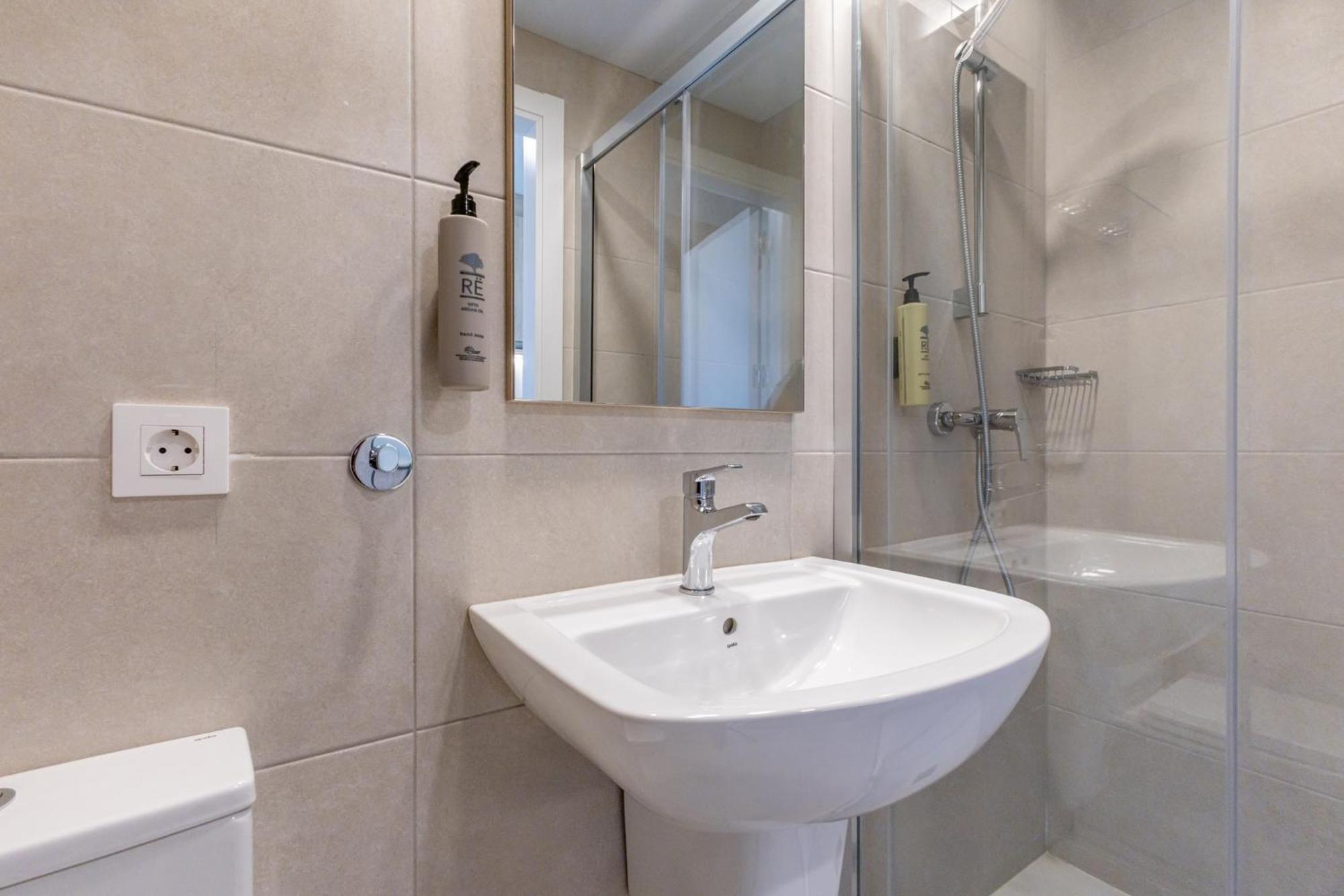 Hotel Nido Malvarrosa Valencia Ruang foto