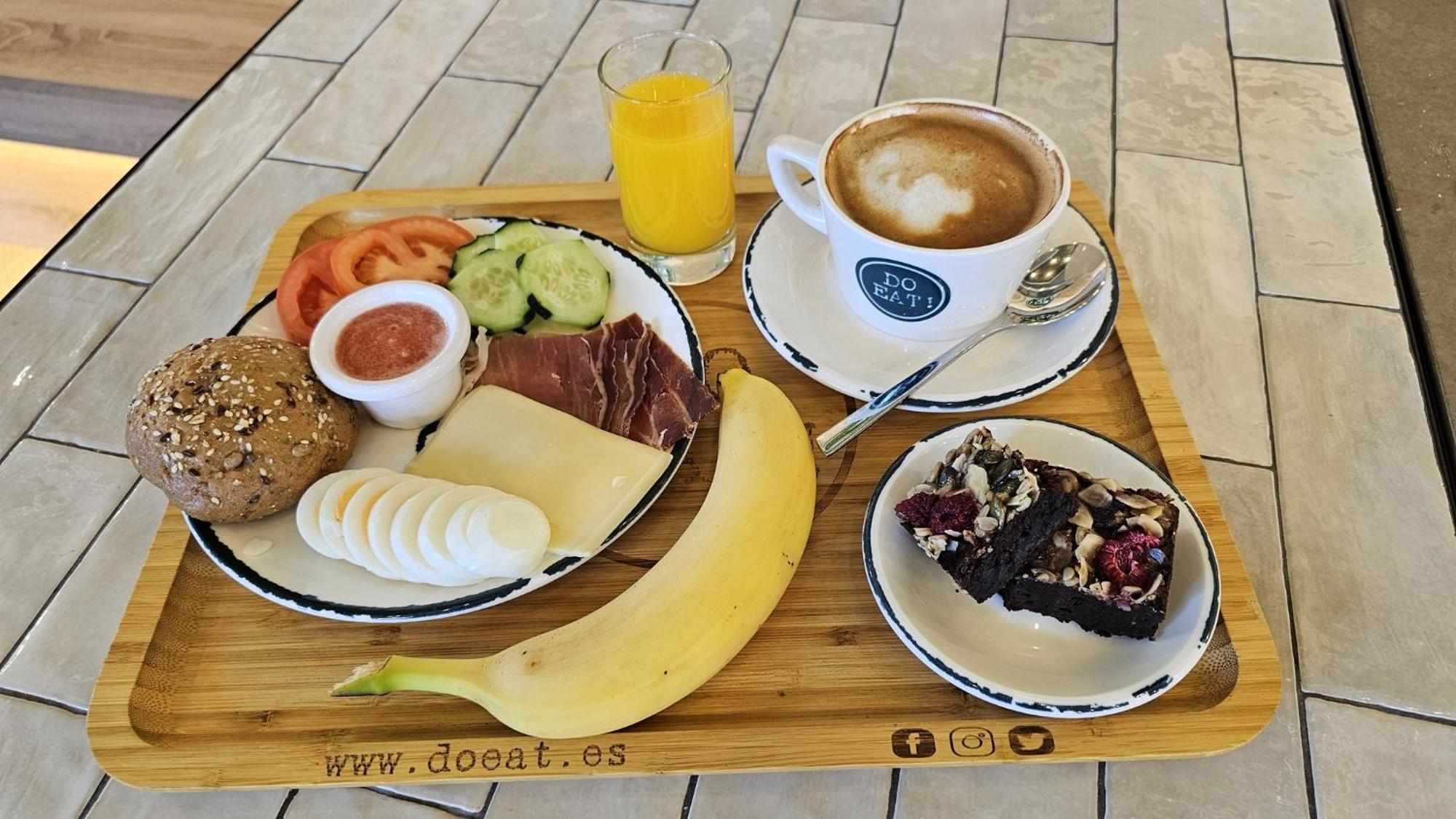 Hotel Nido Malvarrosa Valencia Bagian luar foto